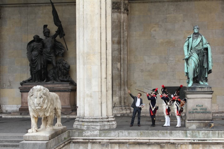 Veranstaltung an der M&uuml;chner Feldherrnhalle zum Andenken an die bayerischen Gefallenen in Russland im Jahr 1812.